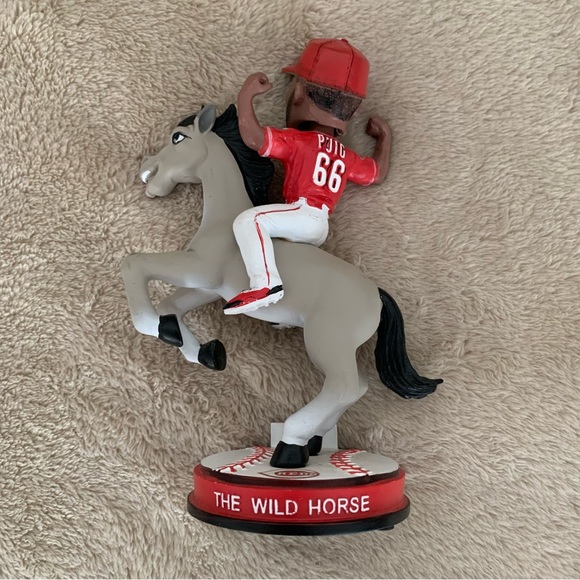 Yasiel Puig Bobble Head - Picture 3 of 5